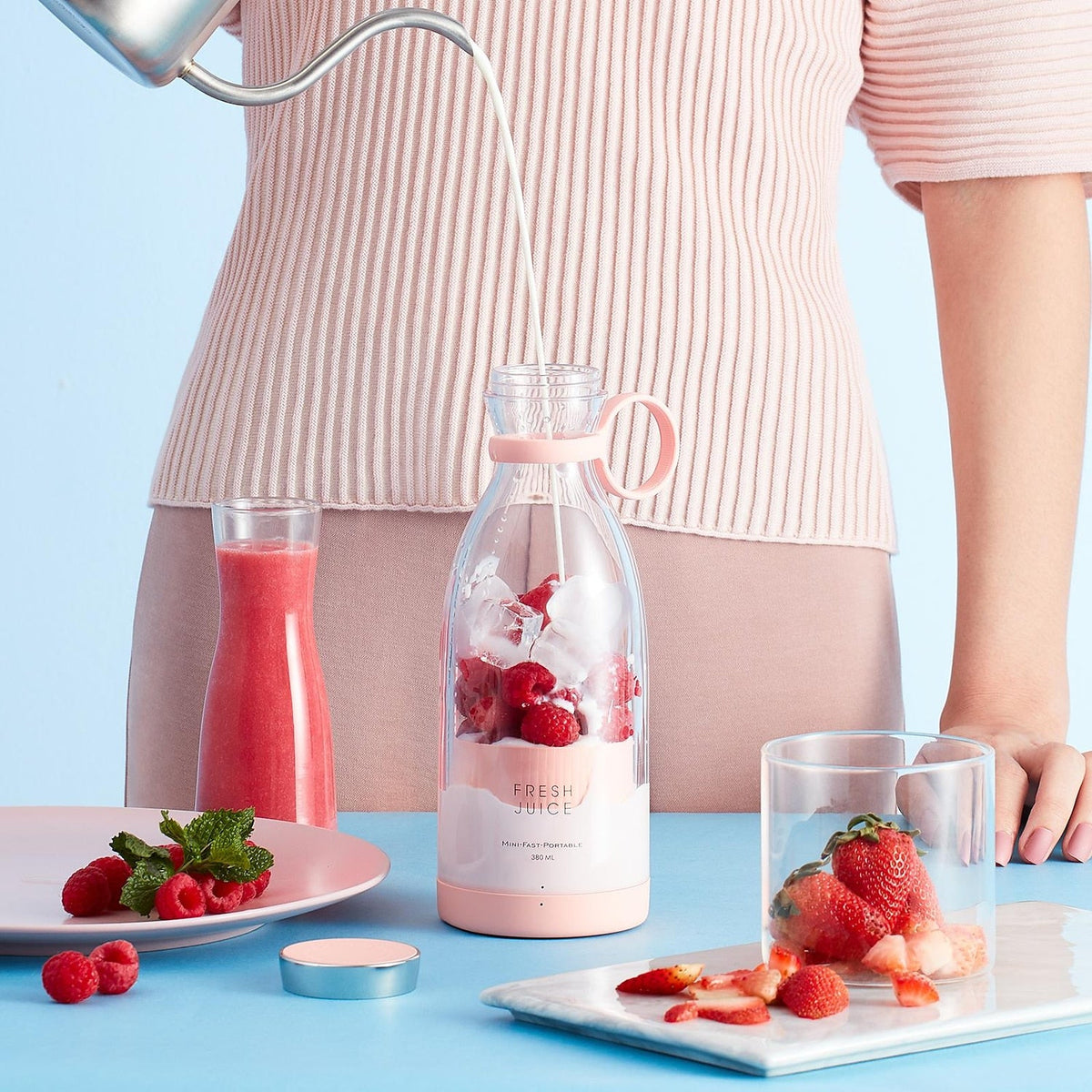 Lumora Blender Bottle